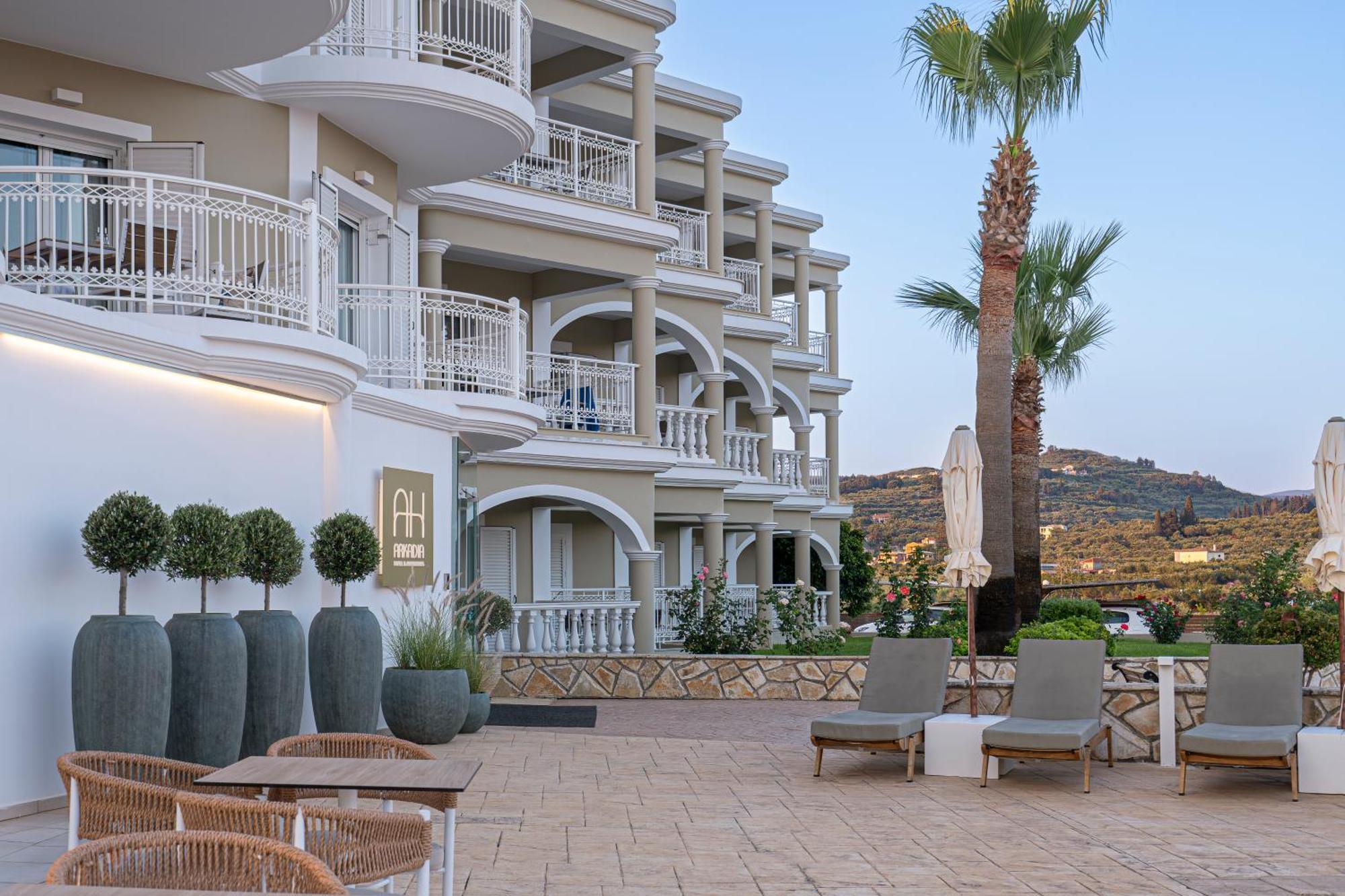 Arkadia Hotel Kypseli Екстериор снимка