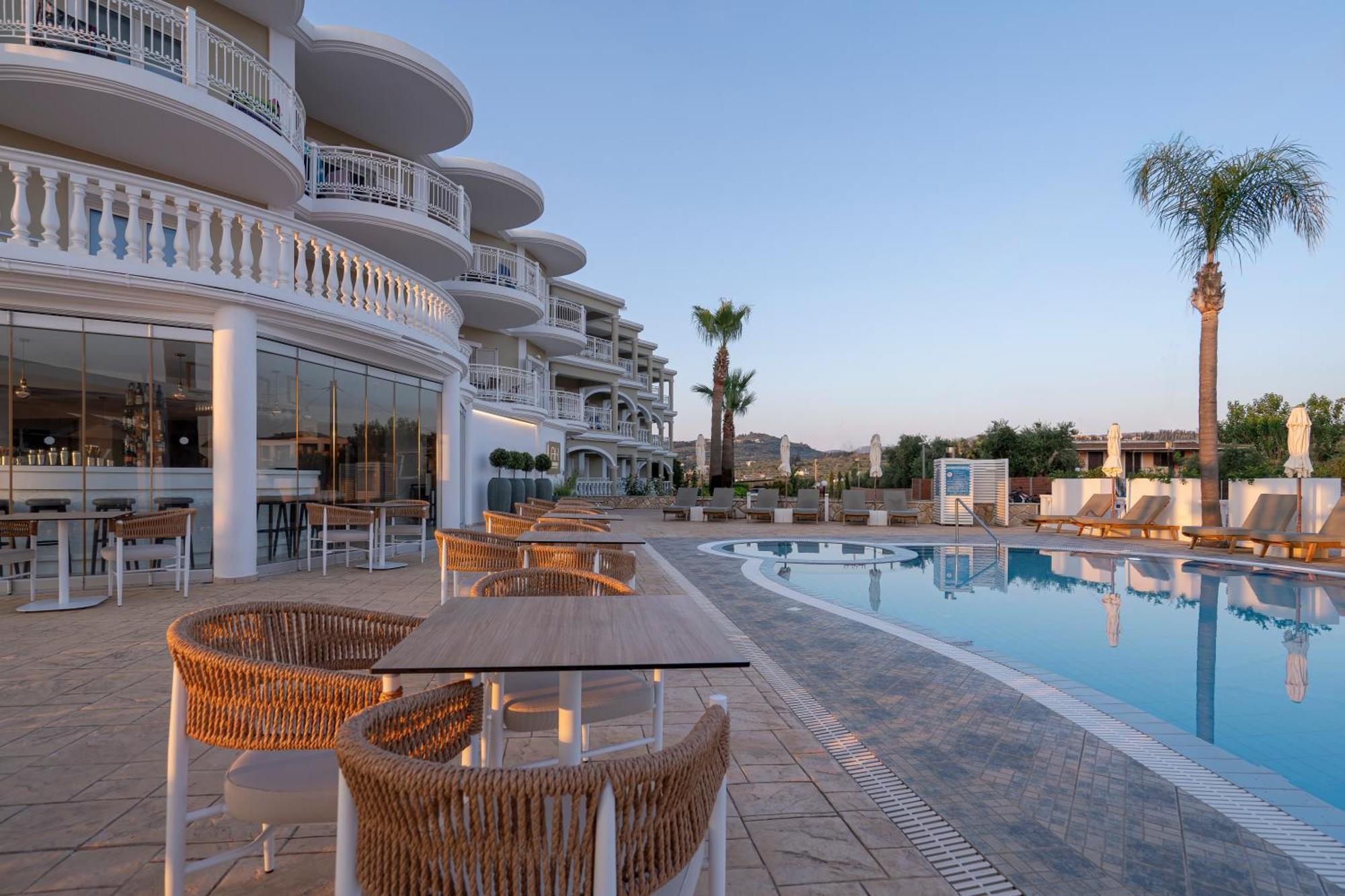 Arkadia Hotel Kypseli Екстериор снимка