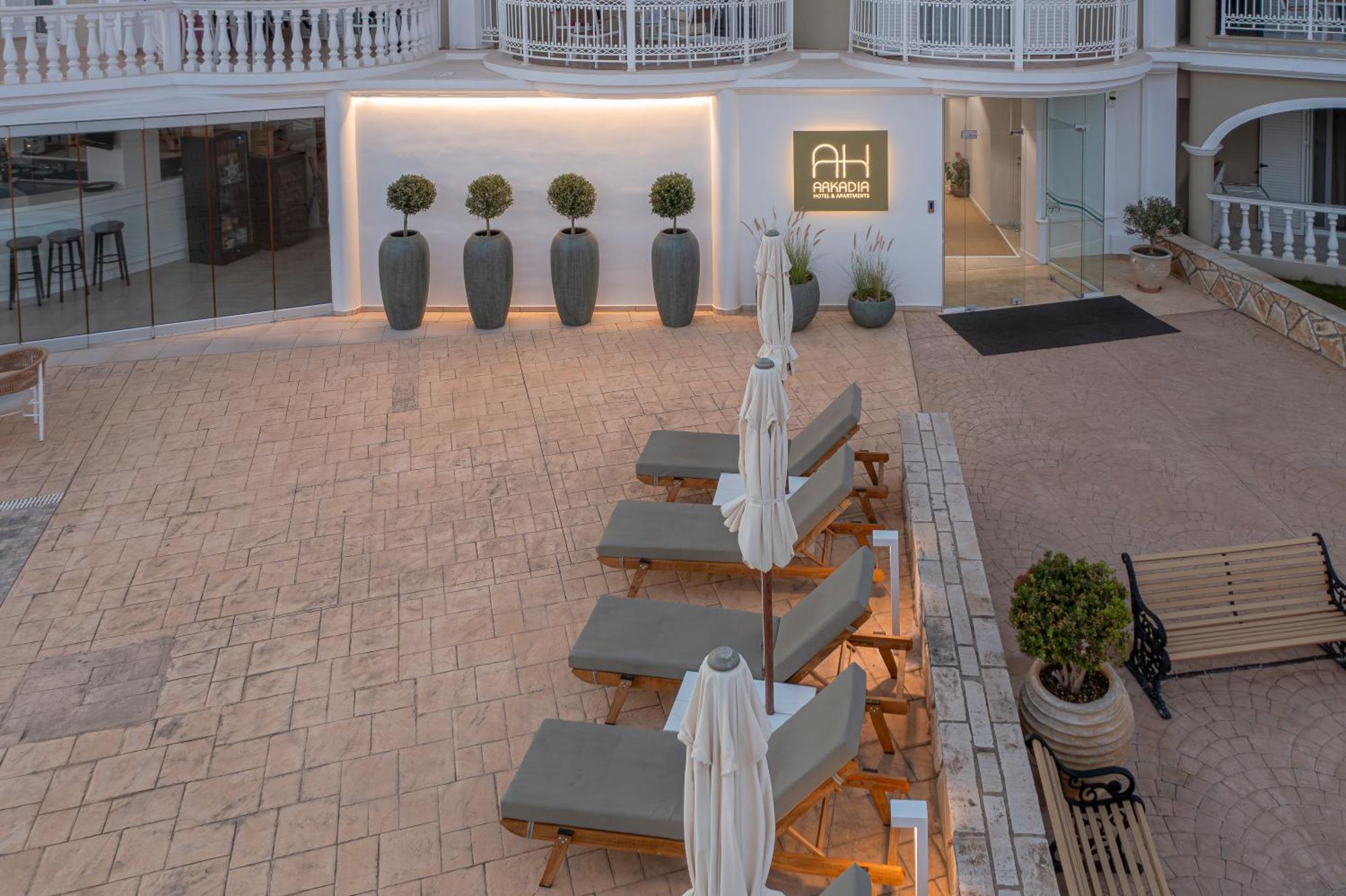 Arkadia Hotel Kypseli Екстериор снимка